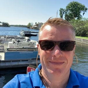 Meet your Posher, Erik